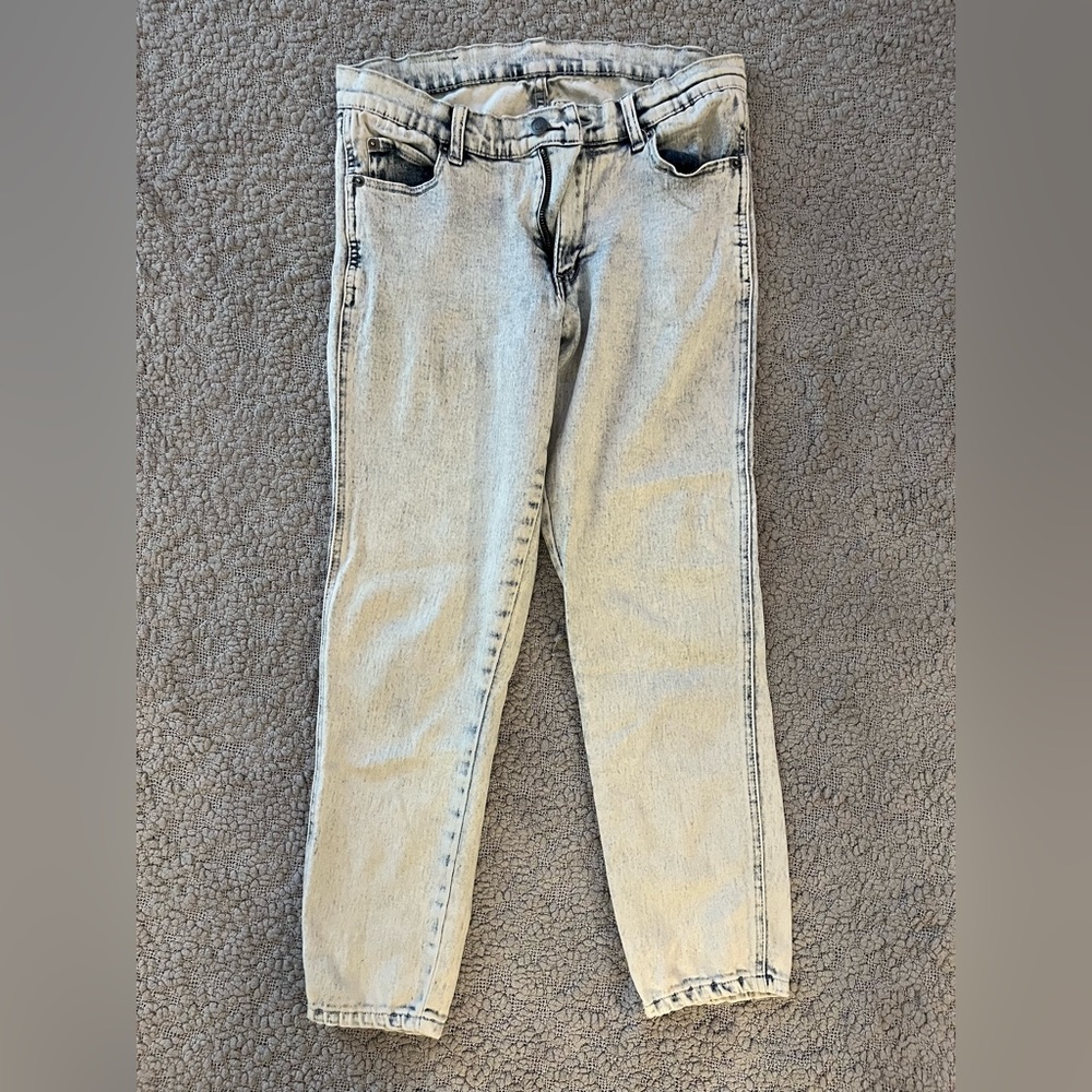 Acid wash skinny jeans